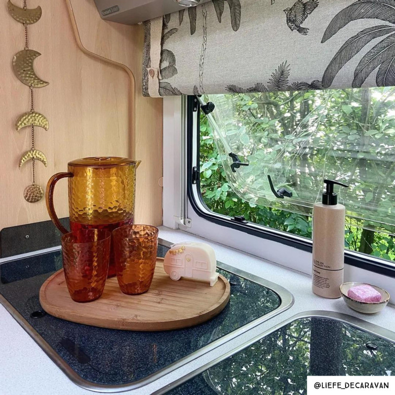 Beker dots - licht oranje - 300 ml