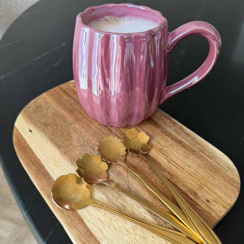 Theelepels bloem - goud - set van 4