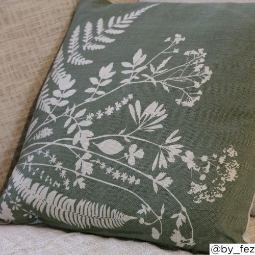 Sierkussen bloemenweide - groen - 45x45 cm