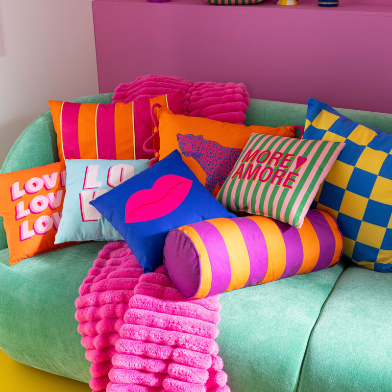 Kussen love - blauw/roze - 30x30 cm