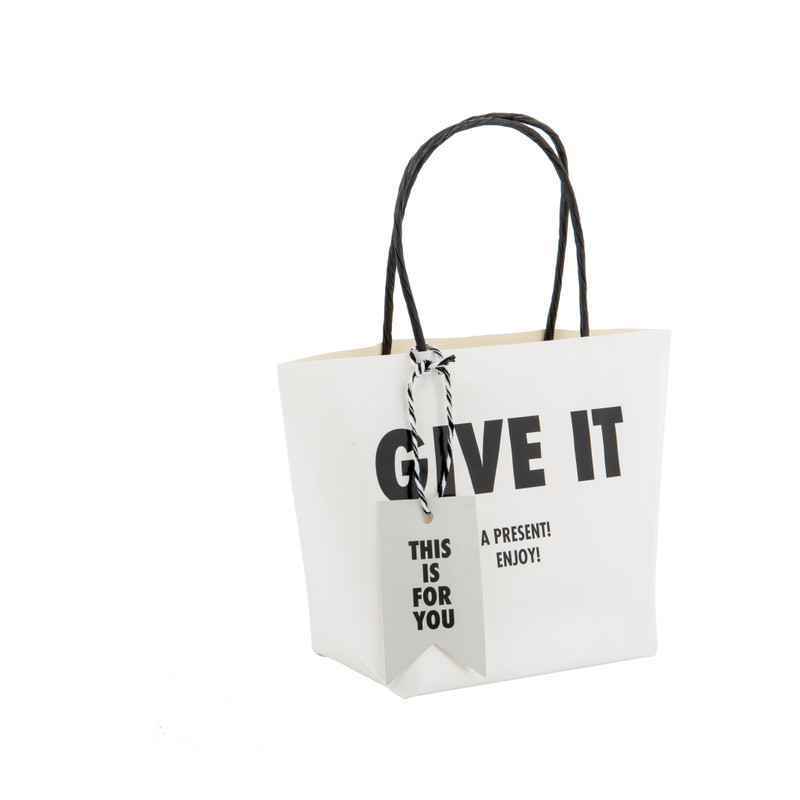 Cadeautasje give it S - 19x13 cm