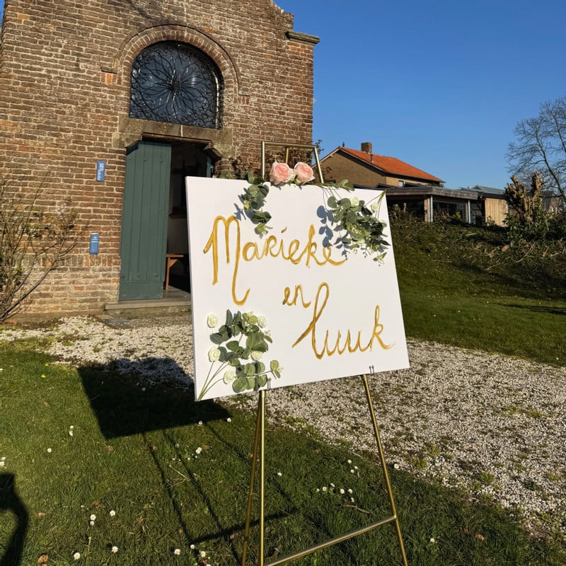 Schildersezel voor welkomstbord - goud - 146.7 cm