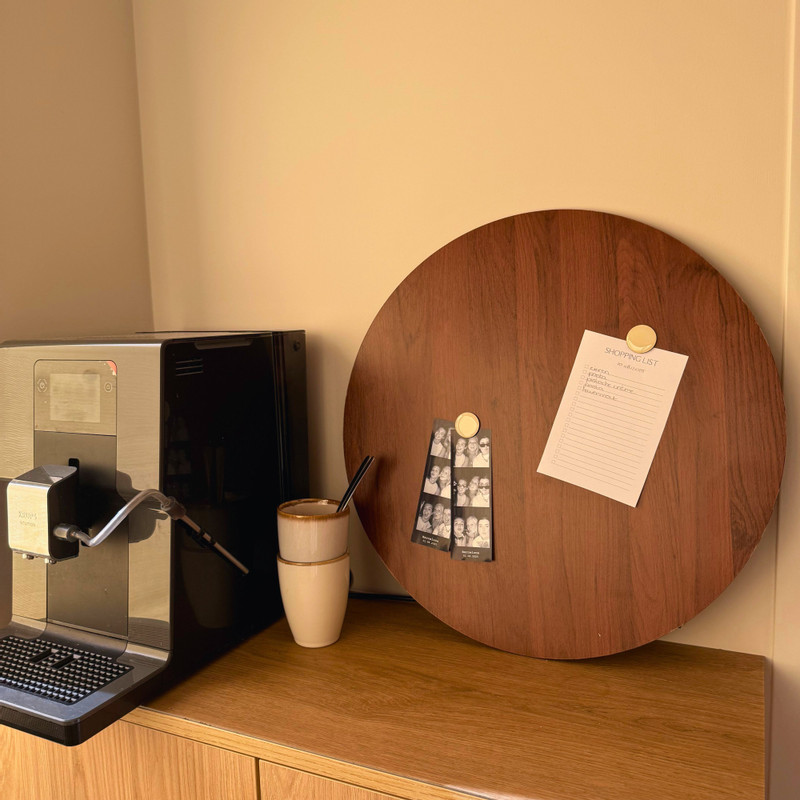 Magneetbord groot - bruin - ø50 cm 