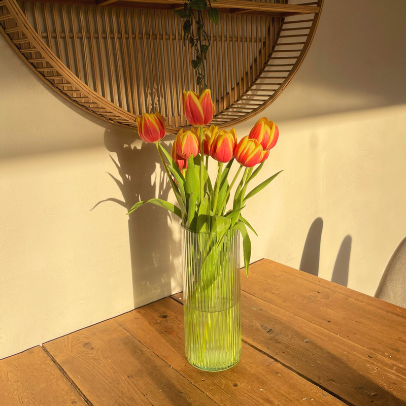 Vaas glas ribbel - transparant - ø10x24 cm