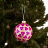 Kerstbal luipaard - roze - ⌀8 cm 
