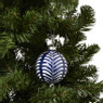 Kerstbal blaadjes handgeschilderd - wit/blauw - ø8 cm