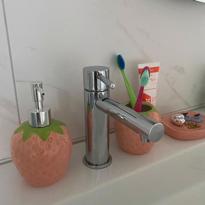 Zeeppompje aardbei - roze/groen - ø8.3x15 cm