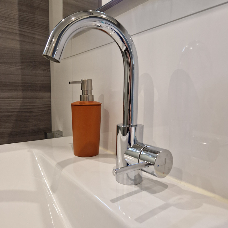 Zeeppomp metaal - terra - ⌀8x18 cm