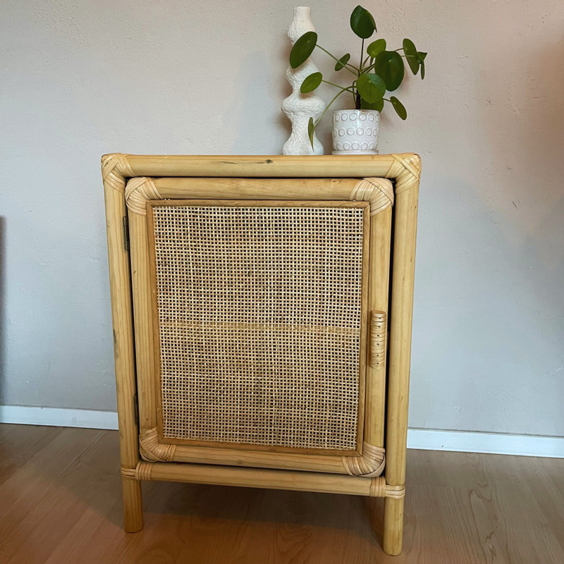Nachtkastje Bali met deurtje - rotan - naturel - 60x46x35 cm