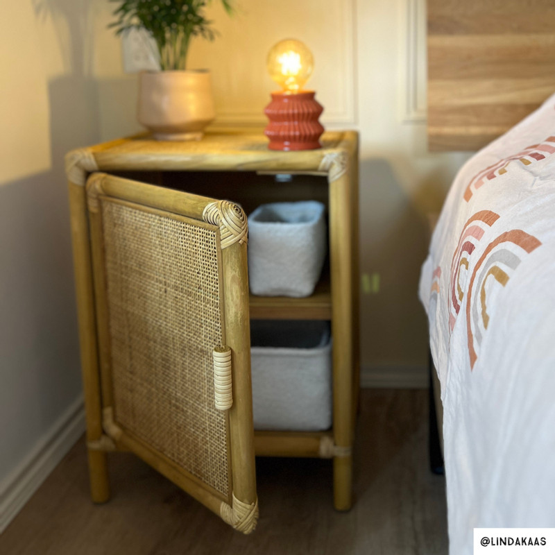 Nachtkastje Bali met deurtje - rotan - naturel - 60x46x35 cm