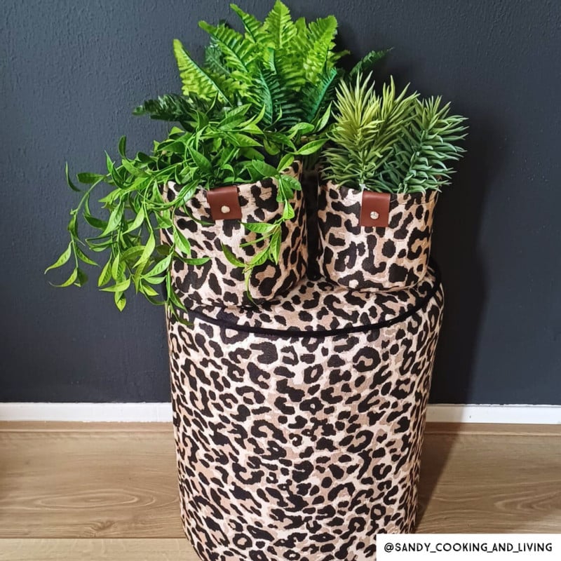 Poef luipaard - zwart/beige - ø35x40 cm